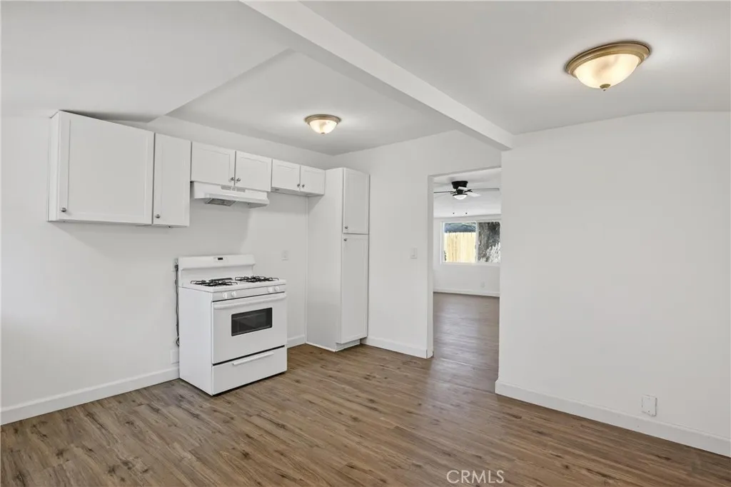 513 Lookout, Lake Elsinore, California 92530 home-pic-14